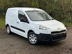 White Used 2014 Peugeot Partner Van | £4,495 (Expensive)