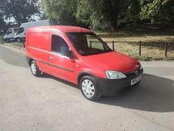 Red Used 2011 Vauxhall Combo MPV | £2,590 (Good price)