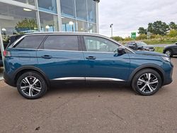 Blue Used 2022 Peugeot 5008 GT-line MPV | £22,991 (Fair price)