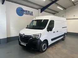 White Used 2022 Renault Master Business Van | £17,390 (Fair price)