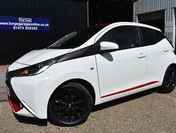 White Used 2017 Toyota Aygo x-press Hatchback | £7,295 (Fair price)