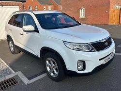 White Used 2014 Kia Sorento SUV | £7,995 (Fair price)