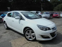 White Used 2015 Vauxhall Astra SRi Hatchback | £4,495 (Good price)