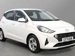 White Used 2021 Hyundai i10 SE Hatchback | £10,538 (A bit pricey)