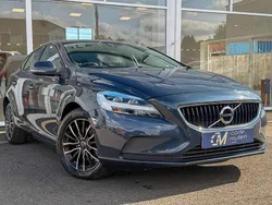 Blue Used 2017 Volvo V40 Momentum Estate | £11,995 (Fair price)