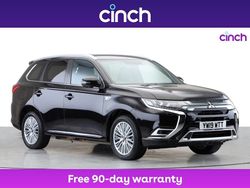Black Used 2019 Mitsubishi Outlander P-HEV Estate | £13,849 (Fair price)