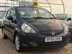 Black Used 2005 Honda Jazz SE Hatchback | £2,299 (Fair price)
