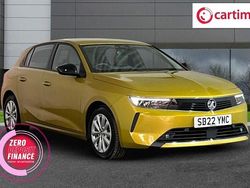 Yellow Used 2022 Vauxhall Astra Design Edition Hatchback | £14,990 (Fair price)