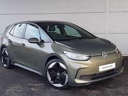 Green Used 2023 VW ID.3 Pro Hatchback | £22,995 (Expensive)
