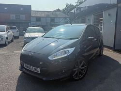 Black Used 2017 Ford Fiesta ST-Line Hatchback | £5,199 (Super price)