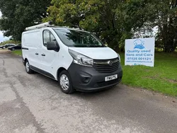 White Used 2016 Vauxhall Vivaro S Van | £4,495 (Fair price)