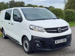 White Used 2022 Vauxhall Vivaro S Van | £18,995 (Expensive)