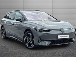 Scale silver with black roof New 2025 VW ID.7 GTX Hatchback | £49,395 (Fair price)