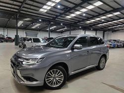 Grey Used 2020 Mitsubishi Outlander P-HEV Estate | £11,330 (Fair price)