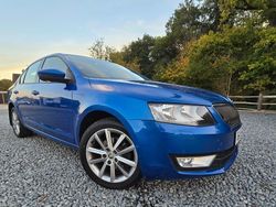 Blue Used 2015 Skoda Octavia SE L Hatchback | £6,250