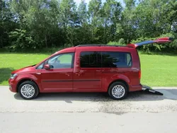 Red Used 2020 VW Caddy Maxi Life Life MPV | £15,950 (Fair price)