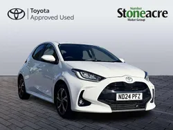 White Used 2024 Toyota Yaris Hybrid Design Hatchback | £18,000 (Fair price)