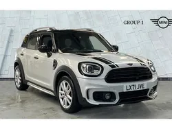 White silver Used 2021 Mini Cooper Countryman Comfort SUV | £23,750 (A bit pricey)