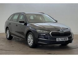 Black magic pearl effect New 2024 Skoda Octavia SE Technology Estate | £23,987 (Good price)