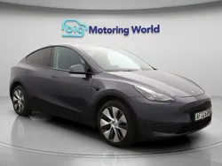 Grey Used 2022 Tesla Model Y Long Range AWD SUV | £23,500 (Expensive)