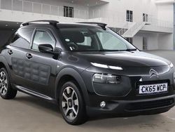Black Used 2015 Citroën C4 Cactus Flair Hatchback | £3,999 (Fair price)