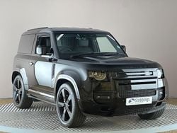 Black Used 2025 Land Rover Defender HSE Dynamic Hatchback | £62,058 (Good price)