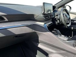 Red Used 2022 Peugeot 3008 Premium SUV | £19,795 (Fair price)