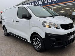 White Used 2022 Peugeot Expert Premium Van | £11,990 (Fair price)