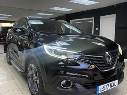 Black Used 2017 Renault Kadjar Dynamique SUV | £5,995 (Super price)