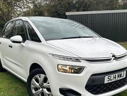 White Used 2014 Citroën C4 Picasso VTR Sport MPV | £3,495 (Super price)
