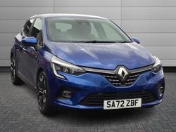 Blue Used 2022 Renault Clio V SE Hatchback | £13,995 (Fair price)