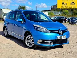 Blue Used 2015 Renault Grand Scénic III Dynamique MPV | £5,488 (Fair price)