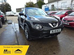Black Used 2019 Nissan Juke Tekna SUV | £10,995 (Fair price)