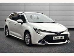 White Used 2024 Toyota Corolla Sport Estate | £23,891 (Fair price)