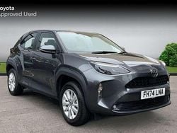 Grey Used 2025 Toyota Yaris Cross SUV | £21,040 (Good price)