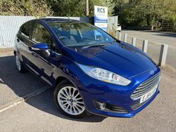 Blue Used 2015 Ford Fiesta Titanium Hatchback | £4,999 (Fair price)