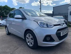 Silver Used 2014 Hyundai i10 SE Hatchback | £2,700 (A bit pricey)