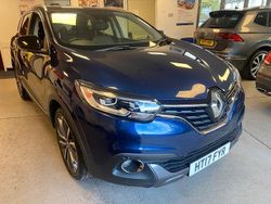 Blue Used 2017 Renault Kadjar Signature SUV | £7,000 (Fair price)