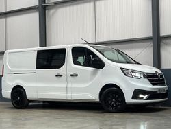 White Used 2024 Renault Trafic Van | £26,491 (A bit pricey)