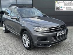 Grey Used 2014 VW Touareg R-line SUV | £10,990 (Fair price)