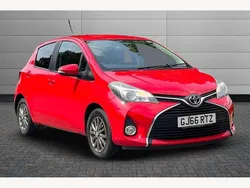 Red Used 2016 Toyota Yaris Hatchback | £7,250 (Fair price)