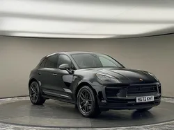 Black Used 2023 Porsche Macan SUV | £53,700 (Fair price)