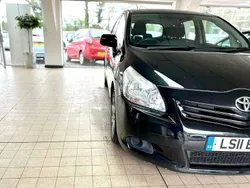 Black Used 2011 Toyota Verso T2 MPV | £3,395 (A bit pricey)