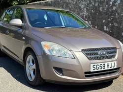 Bronze Used 2008 Kia Ceed 2 Hatchback | £3,995 (Fair price)