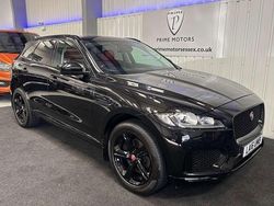 Black Used 2016 Jaguar F-Pace S SUV | £19,749 (Good price)
