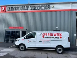 White New 2025 Renault Trafic Van | £26,000