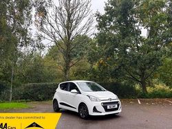 White Used 2018 Hyundai i10 Premium Hatchback | £9,995 (Fair price)
