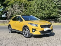 Yellow Used 2021 Kia XCeed SUV | £18,201 (Expensive)