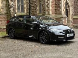 Black Used 2015 Honda Civic Black Edition Estate | £6,400 (Good price)