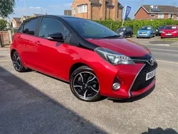 Red Used 2016 Toyota Yaris Design Hatchback | £9,150 (Fair price)